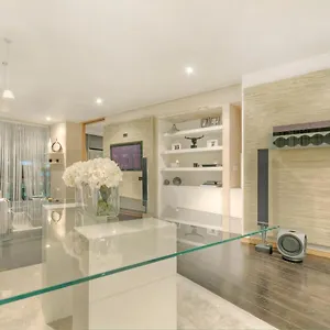 Hi-end 2br, 2br Apt, Heart Of Canary Wharf - West India London